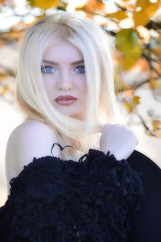 Lila's Enchanting Gaze 🌟