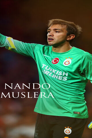 The Guardian of the Goal: Muslera's Moment 🥅🇹🇷
