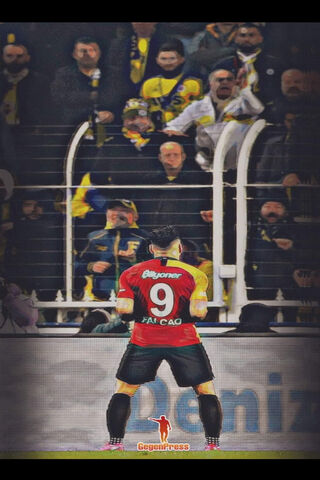 Falcao's Triumph: A Moment of Glory ⚽️✨