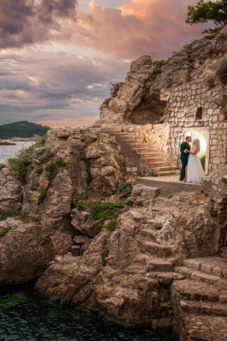 Romantic Seaside Vows 🌅💍