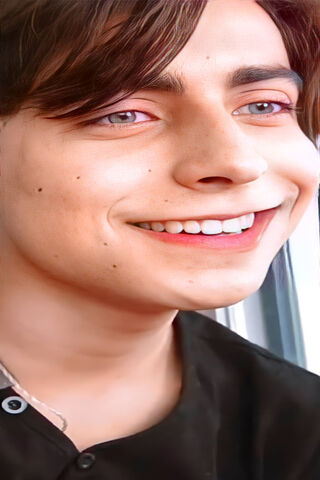 The Charismatic Smile of Aidan
