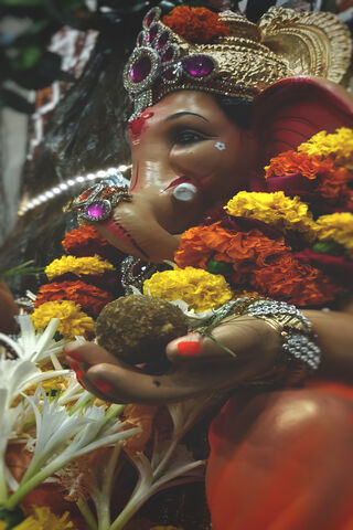 Celebrating Ganpati Bappa: The Remover of Obstacles 🎉🙏