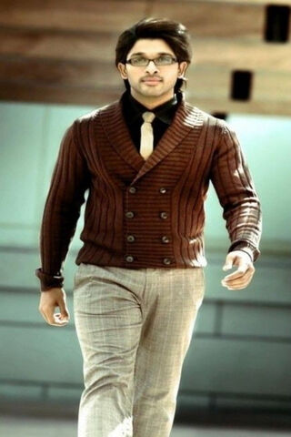 Stylish Stride: Allu Arjun Jitesh in Fashion Forward