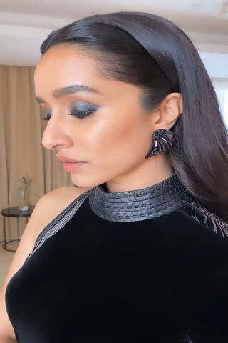 Elegance in Every Detail: Shraddha Kapoor's Glamorous Look
