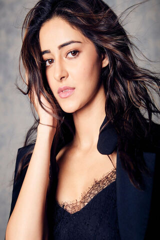 Captivating Charm: Ananya Pandey's Stunning Portrait