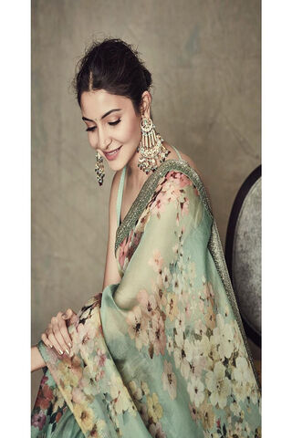 Elegance in Bloom: A Floral Affair 🌸