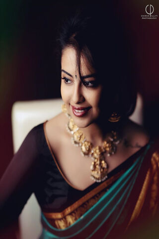 Elegance in Avikagor: A Timeless Beauty
