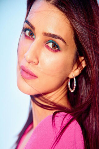 Radiant Elegance: Kriti Sanon Shines Bright