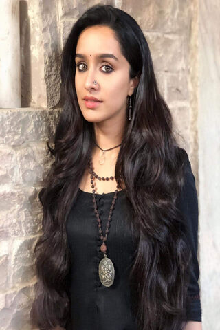 Elegance in Simplicity: The Charm of Shraddha Kapoor