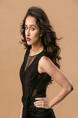 Elegance in Motion: The Charismatic Shraddha Kapoor