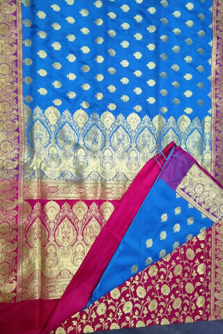 Elegance in Every Fold: The Timeless Saree