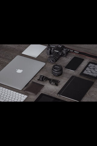 Tech Essentials: A Modern Workspace Setup