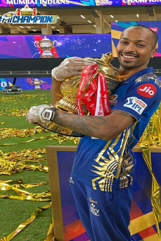 Celebrating Victory: Hardik Pandya Lifts the Trophy! 🏆🎉