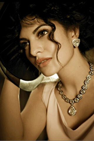 Elegance Personified: A Glamorous Portrait