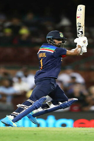 KL Rahul: The Cricketing Maestro in Action! 🏏✨