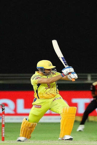 MS Dhoni: The Master of the Bat! 🏏✨