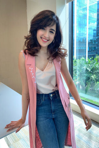 Shirley Setia: A Rising Star in the Spotlight 🌟