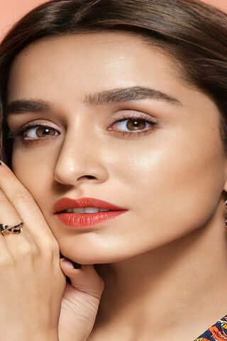 Radiant Elegance: The Allure of Shraddha Kapoor