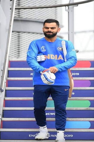 Virat Kohli: The Cricketing Icon on the Rise! 🏏✨