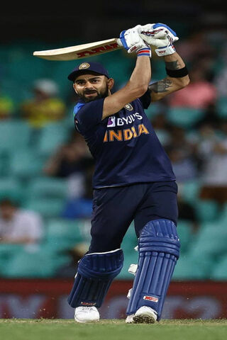 Virat Kohli: The Cricket Maestro in Action! 🏏✨