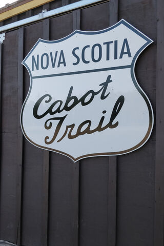 Discover the Beauty of Cabot Trail 🌊🚗