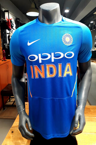 Cheer for India: The Spirit of Cricket Tees! 🇮🇳🏏