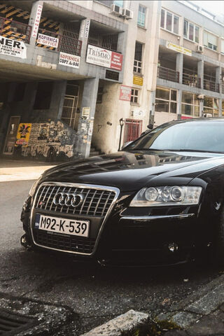 The Sleek Power of the Audi S8 🚗✨