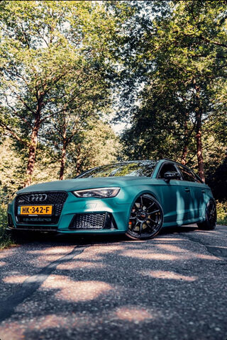 The Thrill of the Audi RS3: A Powerhouse on Wheels! 🚗💨