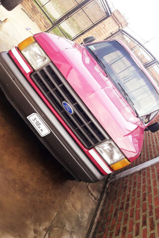 Classic Charm: The Ford F100 🚗✨