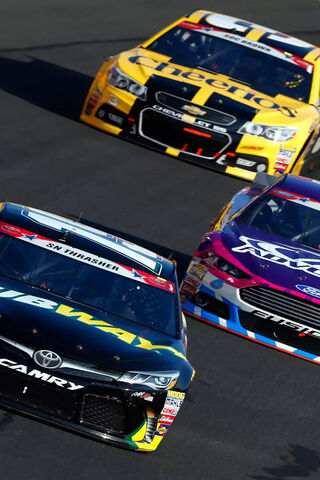 Racing Rivals: The Thrill of NASCAR 🏁🚗💨