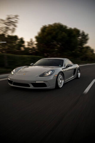 Porsche Power: The Thrill of the Drive 🚗💨