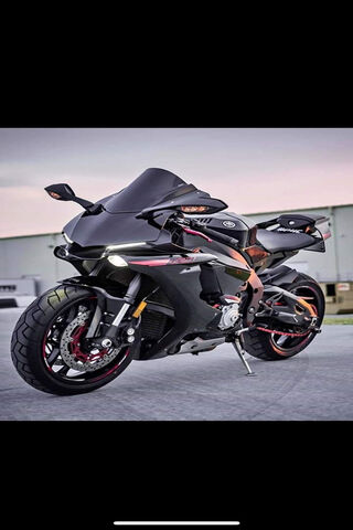 Yamaha R1: The Ultimate Sportbike Experience 🏍️🔥