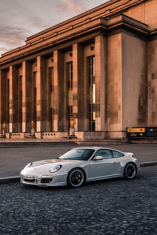 Elegance on Wheels: The..