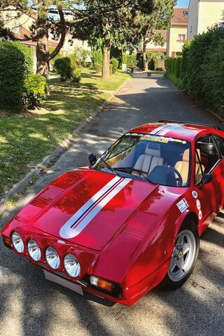 The Iconic 308 GTB Vetroresina: A Classic Beauty on Wheels 🚗✨