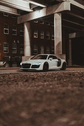 Audi R8