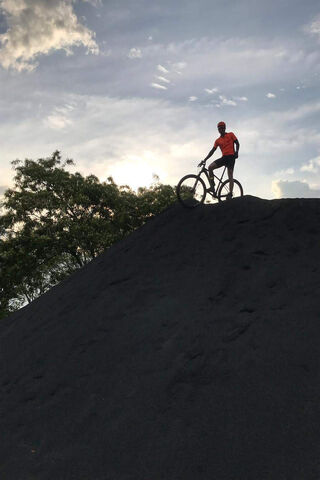 Bento's Epic MTB Adventure 🌄🚴 ️