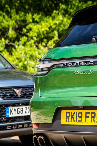 Performance Showdown: Cupra vs. Macan S 🚗💨