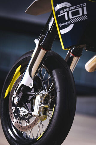 Husqvarna 701 Motard