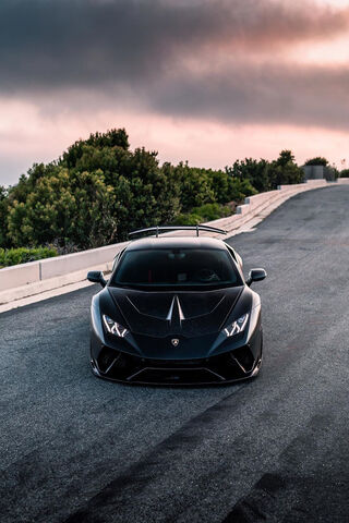 Unleashing the Storm: The Lamborghini Huracán