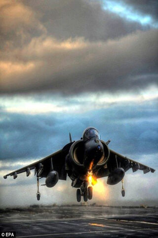 Soaring into the Skies: The Harrier Jump Jet in Action! ✈️🔥