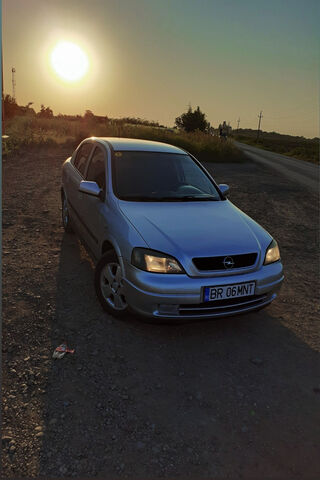 Sunset Drive: The Opel Astra G CC