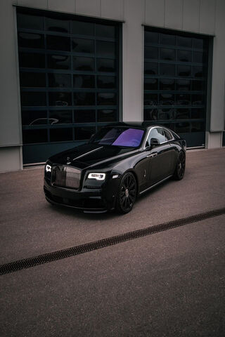 Elegance on Wheels: The Rolls-Royce Experience 🚗✨