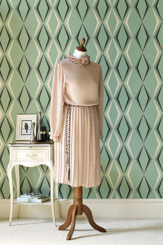 Timeless Elegance: A Vintage Charm