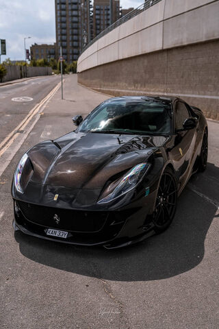 Unleashing the Power: Ferrari 812 Superfast 🚗💨