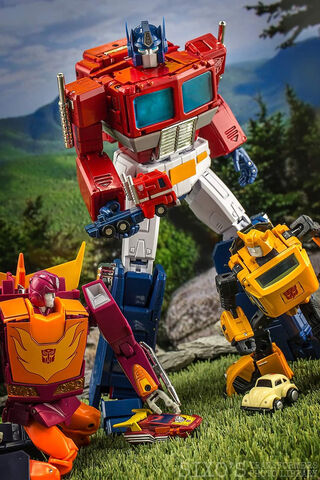 Transformers Unite: The Autobots Assemble! 🚗🤖
