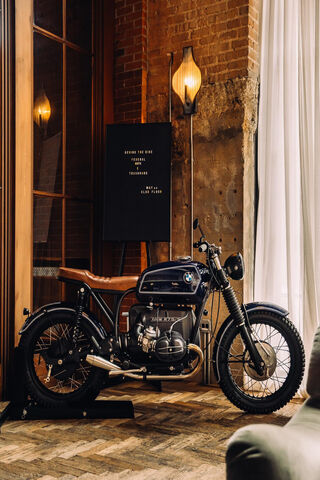 Classic Elegance: The BMW Bike Experience 🏍️✨