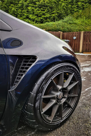 Clio RS: The Sporty Compact Champion 🚗💨