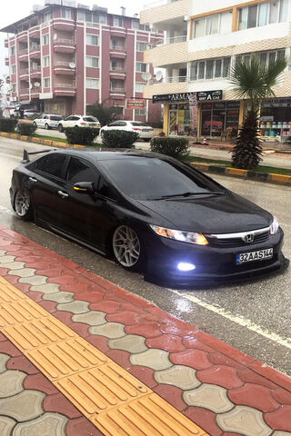 Honda Civic Fb7