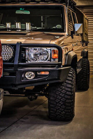 The Rugged Elegance of the Land Cruiser 🚙✨