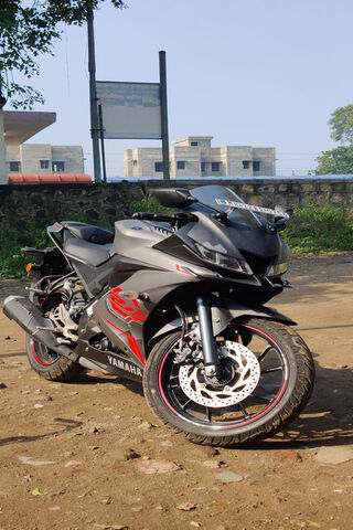 R15v3: The Ultimate Sportbike Experience 🏍️🔥